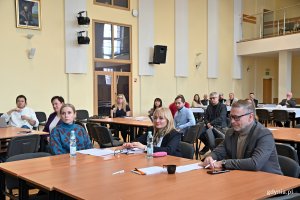 Uczestnicy warsztat&oacute;w dotyczących tworzenia Strategii Rozwoju Polskiego Sportu 2040 zgromadzeni a Auli Zygmunta Augusta Akademii Marynarki Wojennej w Gdyni 