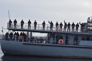 Wspólny rejs polskich i zagranicznych podchorążych na ORP Wodnik // fot. Lechosław Dzierżak