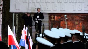  Kompania Reprezentacyjna Marynarki Wojennej przy pomniku Harcerzu Gdyńskich