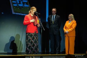 Wiceprezydentka Gdyni Oktawia Gorzeńska. Gala wręczenia nagród Gryfów Pomorskich za rok 2024 połączona z obchodami Światowego Dnia Turystyki w Operze Bałtyckiej w Gdańsku (fot. Kamil Złoch)