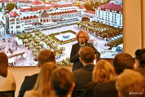 Magdalena Czarzyńska-Jachim &ndash; prezydentka Sopotu przemawiająca podczas konferencji ws. przyznania Tr&oacute;jmiastu tytułu Best of the World 2027 