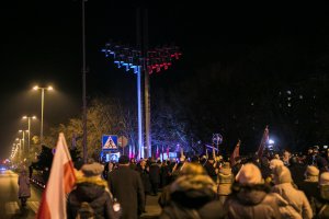 Wieczorne uroczystości upamiętniające ofiary Grudnia '70 // fot. Karol Stańczak