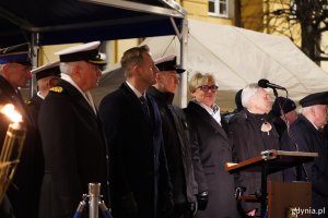 Radna Gdyni Teresa Bysewska w towarzystwie innych oficjeli na uroczystości Dzień Podchorążego