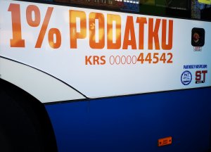 Trolejbusy przypominają o 1% dla gdyńskich organizacji // fot. Danuta Kantrzonka