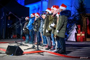 Gdyńskie mikołajki na Placu Grunwadzkim, fot. Dawid Linkowski