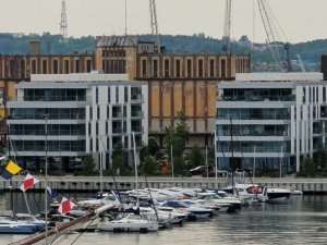 Widok na marinę.