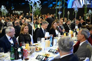 Arkadiusz Marchewka, sekretarza stanu w Ministerstwie Infrastruktury, prezydent Aleksandra Kosiorek i wiceprezydentka Oktawia Gorzeńska