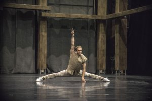Przygotowania do premiery Wiedźmina w Teatrze Muzycznym fot. Przemysław Burda