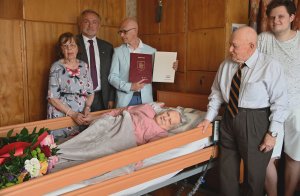 Do gdyńskich stulatków dołączyła kolejna jubilatka. Pani Halina Zaucha // fot. gdynia.pl