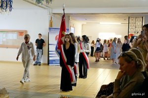 Poczet sztandarowy podczas uroczystości 10-lecia CKZiU nr 2