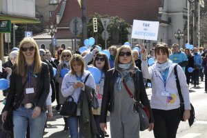 "Niebieski Marsz dla Autyzmu" przeszedł przez Gdynię // fot. Magdalena Czernek