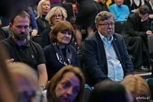 Uczestnicy forum Horizons of Peace zgromadzeni w Konsulacie Kultury. Wśr&oacute;d nich radni Gdyni Norbert Anisowicz i Małgorzata W&oacute;jcik