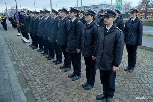 Kompania Reprezentacyjna Uniwersytetu Morskiego podczas apelu pamięci z okazji święta Uniwersytetu Morskiego