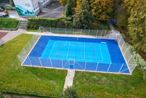 Nowe boisko wielofunkcyjne przy Szkole Podstawowej nr 34 w Redłowie (fot. Mariusz Żelechowski)