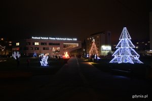 Iluminacje na placu Grunwaldzkim // fot. Michał Puszczewicz
