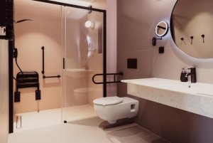Łazienka w jednym z apartament&oacute;w w obiekcie Green Hill Gdynia Orłowo A