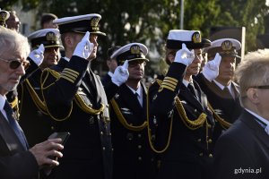 Na ulicach Gdyni odbył się capstrzyk poprzedzający Święto Marynarki Wojennej // fot. Paweł Kukla