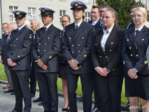 Studenci w mundurach podczasotwarcia Centrum Sportu i Rekreacji Uniwersytetu Morskiego