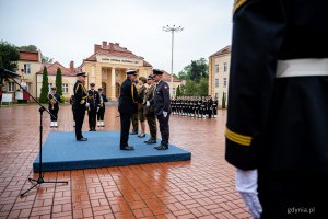 Uroczystość promocji na stopnie oficerskie dla absolwentów kursów oficerskich na Akademii Marynarki Wojennej w Gdyni (fot. Kamil Złoch)