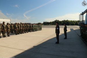 Zbiórka żołnierzy biorących udział w ćwiczeniu Kormoran-21 na lotnisku 43. Bazy Lotnictwa Morskiego na Babich Dołach // fot. kmdr ppor. Marcin Braszak  