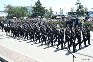 Uroczystość zakończyła widowiskowa defilada