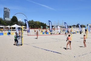 Akademickie Mistrzostwa Polski w Siatkówce Plażowej na gdyńskiej plaży / fot. Dorota Nelke