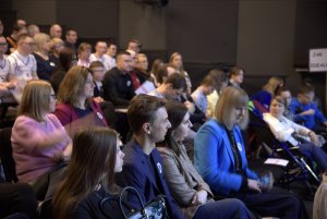 Publiczność Międzynarodowego Dnia Os&oacute;b z Zespołem Downa - JesteśMY w Gdyni