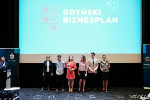 // fot. Dawid Linkowski. Laureaci konkursu „Gdyński Biznesplan”