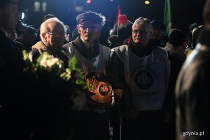 Poranne uroczystości upamiętniające ofiary Grudnia '70 // fot. Michał Puszczewicz