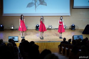 Występ artystów z Młodzieżowego Domu Kultury 