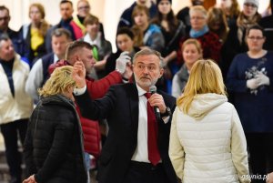 Gdyńskie śniadanie wielkanocne dla samotnych i potrzebujących, fot. Dawid Linkowski