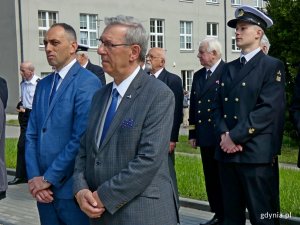 W uroczystym otwarciu Centrum Sportu i Rekreacji uczestniczył m.in. Grzegorz Kuleta - dyrektor biura senatorskiego Sławomira Rybickiego