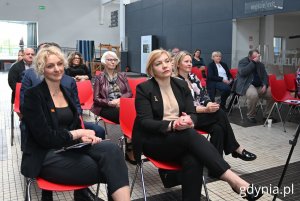 Na zdjęciu m.in.: dyrektorka Muzeum Emigracji Karolina Grabowicz-Matyjas, sekretarz Gdańska Danuta Janczarek, pełnomocniczka prezydentki Sopotu ds. kontaktów z rządem i samorządem Beata Nawrocka, radna Joanna Zielińska (fot. Magdalena Starnawska)