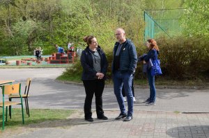 Wiceprezydent Michał Guć podczas rozmowy