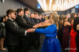 Maturzystki i maturzyści z Zespołu Szk&oacute;ł Administracyjno-Ekonomicznych (fot. Paweł Budziński)