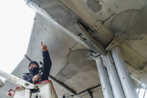 Remont samolotu na Babich Dołach, fot. Aleksander Trafas