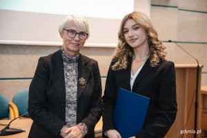 Paulina Pazdrak i Przewodnicząca Rady Miasta Gdyni Joanna Zielińska / fot. Mateusz Dietrich 