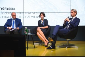 Wystąpienie wiceprezydent Gdyni Katarzyny Gruszeckiej-Spychały w panelu dyskusyjnym podczas XXVII Forum Ekonomicznego w Krynicy-Zdrój // fot. Natalia Miedziak-Skonieczna