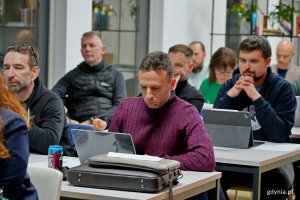 Członkowie Rady ds. Mężczyzn i obserwatorzy podczas IV posiedzenia rady 