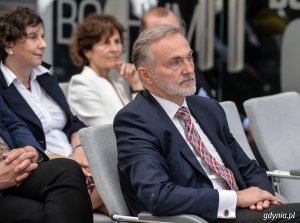 // fot. Dawid Linkowski. Prezydent Gdyni Wojciech Szczurek podczas uroczystości