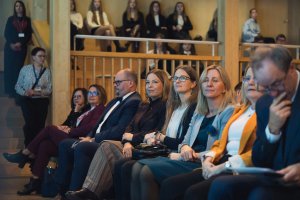 Wiceprezydentka Gdyni Oktawia Gorzeńska podczas gali stypendialnej w Teatrze Szekspirowskim w Gdańsku