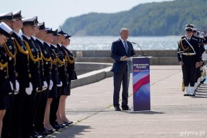 Premier Donald Tusk w towarzystwie Marynarki Wojennej 