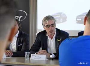 MiiMove uruchomił w Gdyni usługę car-sharingu z flotą nowych Opli Astra, fot. Kamil Złoch