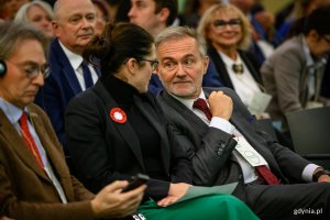 Prezydent Gdańska Aleksandra Dulkiewicz oraz prezydent Gdyni Wojciech Szczurek podczas Kongresu Smart Metropolia 2019 // fot. Dawid Linkowski