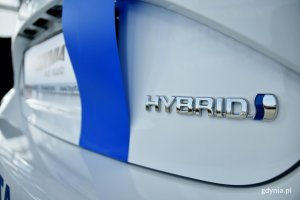 Hybrydowa Toyota Yaris, główna nagroda w loterii "Rozlicz PIT w Gdyni", fot. Kamil Złoch