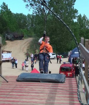 Psie fikołki - festyn edukacyjny "Pies w wielkim mieście" 13.05.2012