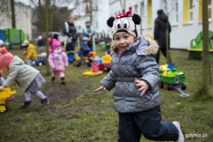 Otwarcie nowego placu zabaw w żłobku "Koniczynka" na Witominie. fot. Przemysław Kozłowski