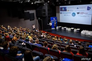 Finaliści konkursu „Junior Biznes” odebrali nagrody i wyróżnienia podczas Gali Finałowej w Gdyńskim Centrum Filmowym, fot. Dawid Linkowski