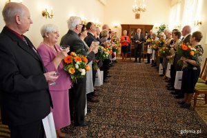 Pamiątkowe Medale za Długoletnie Pożycie Małżeńskie z rąk prezydenta Gdyni Wojciecha Szczurka odebrały kolejne gdyńskie pary // fot. Paweł Kukla
