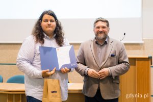 Na zdjęciu (od lewej): Ignacy Urbański, radny Młodzieżowej Rady Miasta, Tadeusz Szemiot, przewodniczący Rady Miasta (fot. Paweł Budziński)